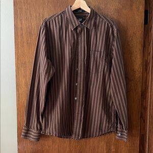 GAP Men's Dark Brown Striped Button Down Shirt
